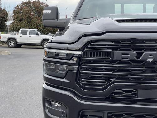 2026 RAM 2500 Laramie Crew Cab 4x4 6'4' Box