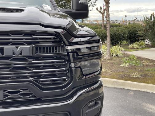 2026 RAM 2500 Laramie Crew Cab 4x4 6'4' Box