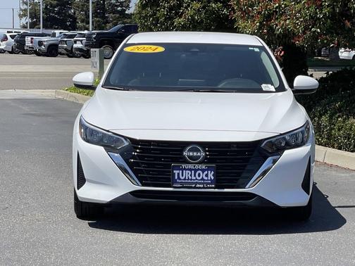 White 2024 Nissan Sentra SV