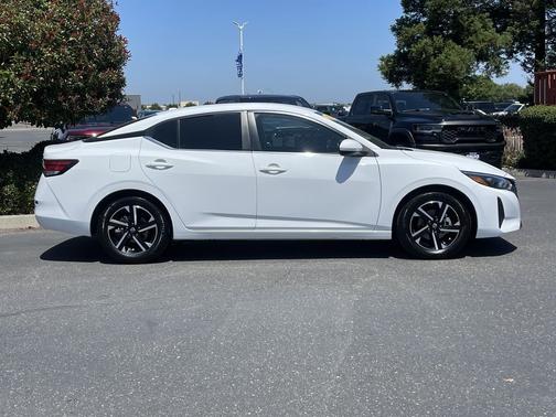 White 2024 Nissan Sentra SV
