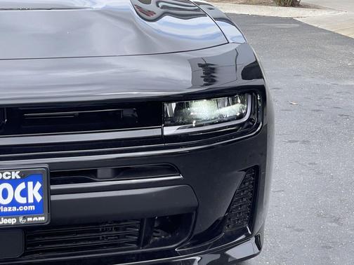 Diamond Black Crystal Pearlcoat 2026 Dodge Charger R/T