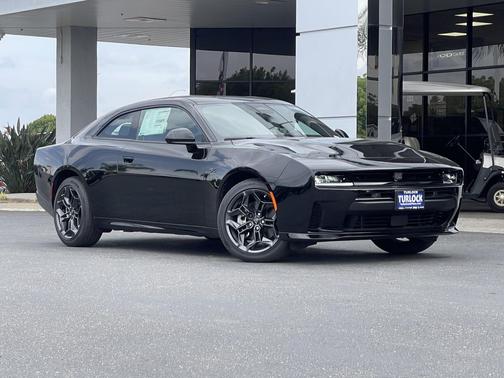 Diamond Black Crystal Pearlcoat 2026 Dodge Charger R/T