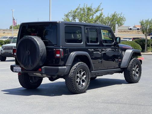 Black Clearcoat 2020 Jeep Wrangler Unlimited Rubicon