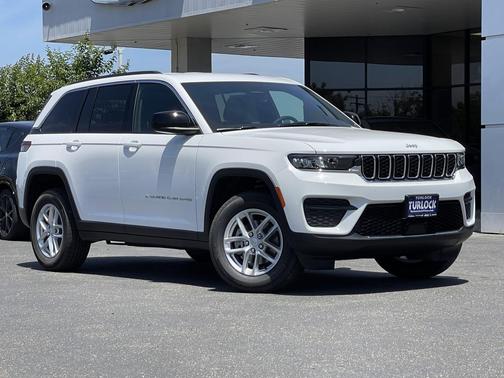 White 2026 Jeep Grand Cherokee Laredo