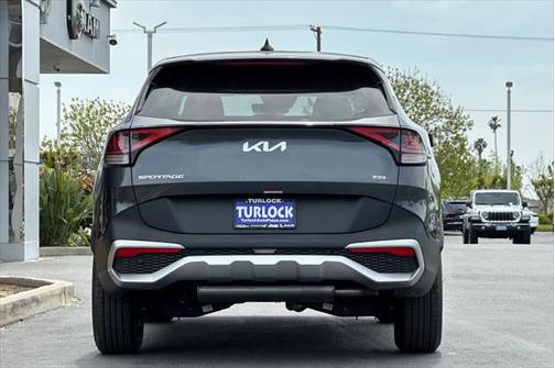 2024 Kia Sportage LX