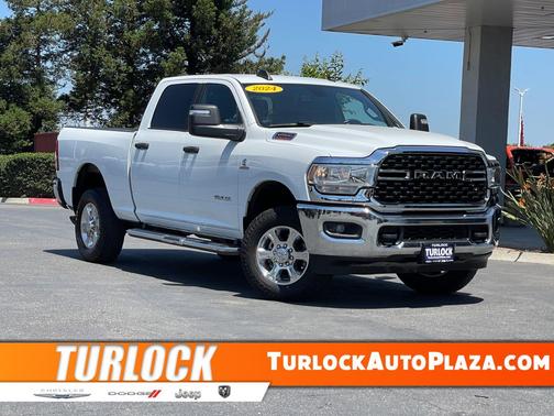 Bright White Clearcoat 2024 RAM 2500 Big Horn Crew Cab 4x4 6'4' Box