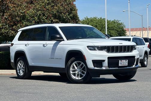 2023 Jeep Grand Cherokee L Laredo