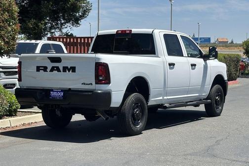 2025 RAM 2500 Tradesman Crew Cab 4x4 6'4' Box