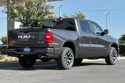 Granite Crystal Metallic Clearcoat 2026 RAM 1500 Laramie