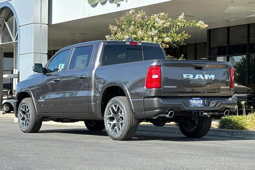 Granite Crystal Metallic Clearcoat 2026 RAM 1500 Laramie