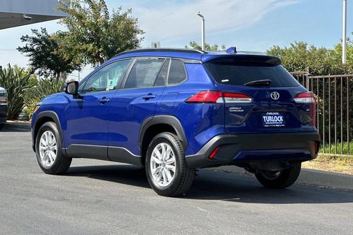 2022 Toyota Corolla Cross LE