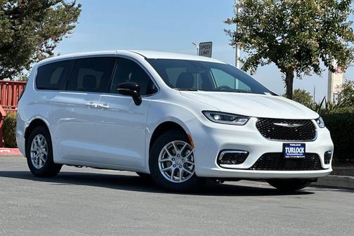 2026 Chrysler Pacifica L