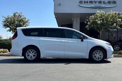 2026 Chrysler Pacifica L