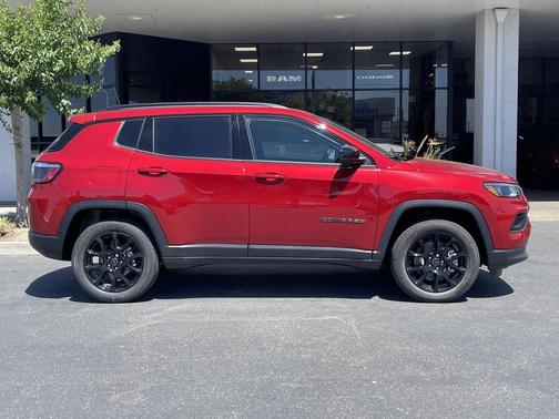 Red Hot Pearlcoat 2026 Jeep Compass Sport