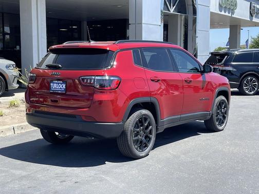 Red Hot Pearlcoat 2026 Jeep Compass Sport