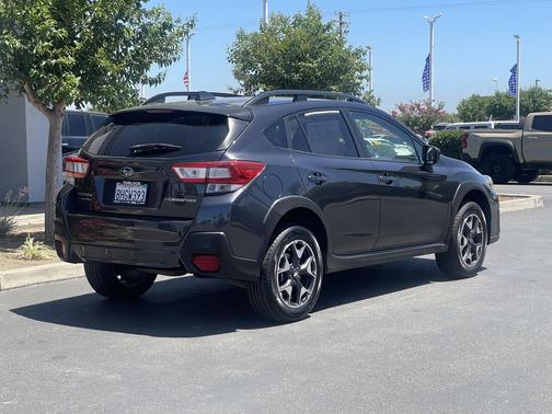 Gray 2019 Subaru Crosstrek 2.0i Premium