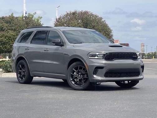 DB Black Clearcoat 2026 Dodge Durango GT Plus