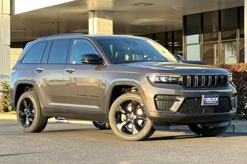 2025 Jeep Grand Cherokee Altitude