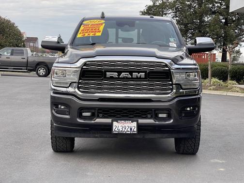 2019 RAM 2500 Limited Crew Cab 4x4 6'4' Box