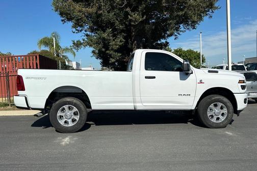 2025 RAM 3500 Big Horn Regular Cab 4x4 8' Box