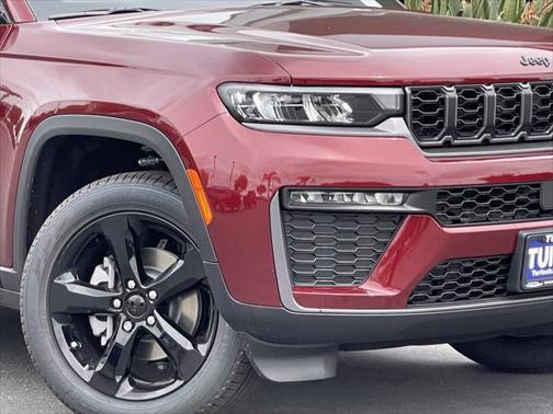 Velvet Red Pearlcoat 2026 Jeep Grand Cherokee Limited