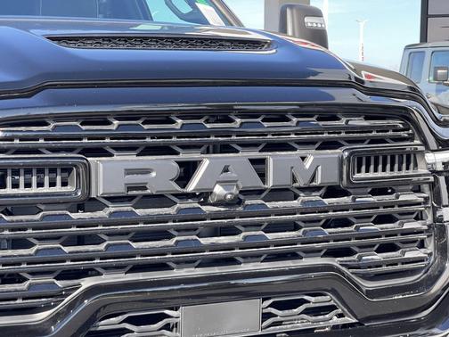 2026 RAM 2500 Limited Mega Cab 4x4 6'4' Box