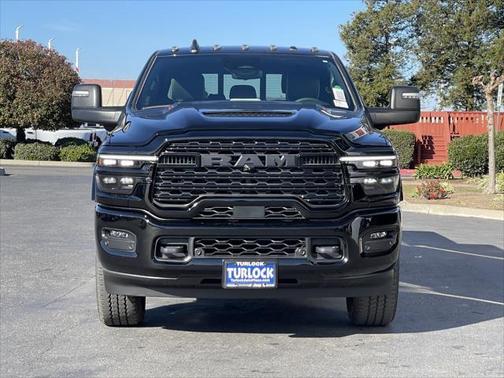 Diamond Black Crystal Pearlcoat 2026 RAM 2500 Limited Mega Cab 4x4 6'4' Box