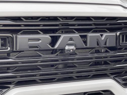 2026 RAM 3500 Laramie Crew Cab 4x4 8' Box