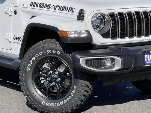 2025 Jeep Gladiator High Tide