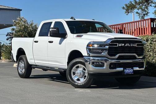 2025 RAM 2500 Tradesman Crew Cab 4x4 6'4' Box