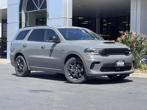 DB Black Clearcoat 2026 Dodge Durango GT Plus