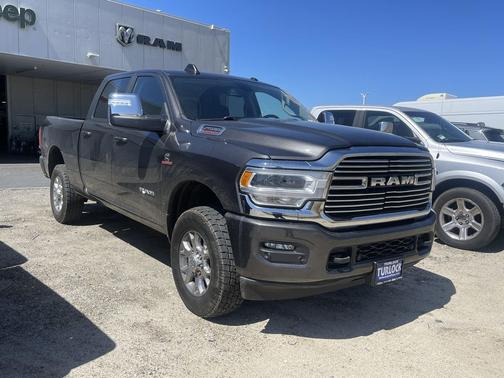 2024 RAM 2500 Laramie Crew Cab 4x4 6'4' Box