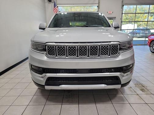 2022 Jeep Grand Wagoneer Series II