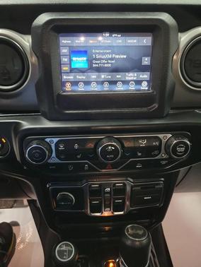 Bright White Clearcoat 2021 Jeep Wrangler Unlimited Sport
