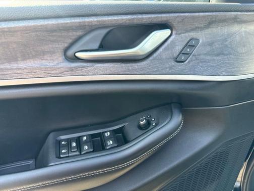 Diamond Black 2023 Jeep Grand Cherokee Limited