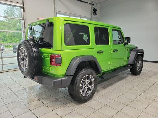 2025 Jeep Wrangler Sport