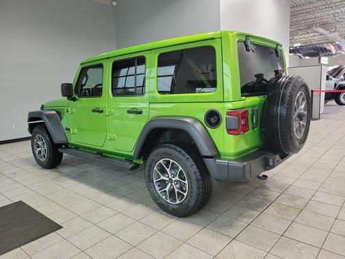 2025 Jeep Wrangler Sport