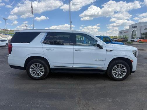 Summit White 2024 GMC Yukon SLT