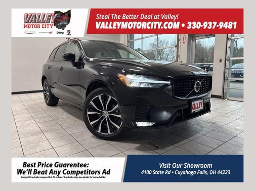 2025 Volvo XC60 B5 Plus