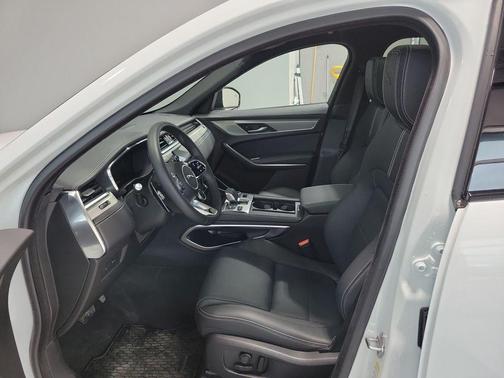 2025 Jaguar F-PACE P250 R-Dynamic S