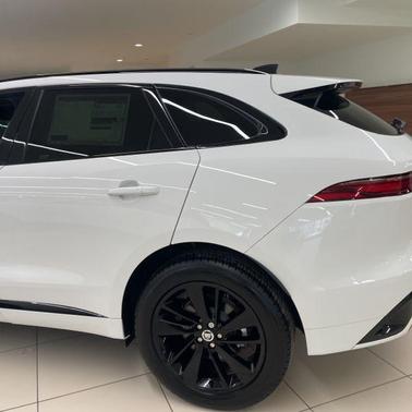 2025 Jaguar F-PACE P250 R-Dynamic S