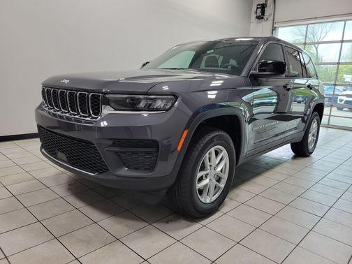 Metallic 2026 Jeep Grand Cherokee Laredo X