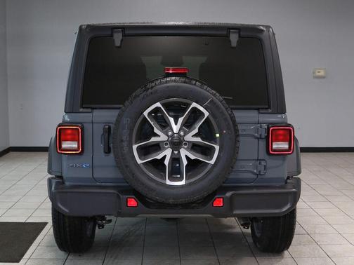 2025 Jeep Wrangler 4xe Sport