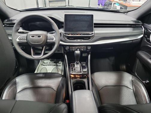 Diamond Black 2023 Jeep Compass Altitude
