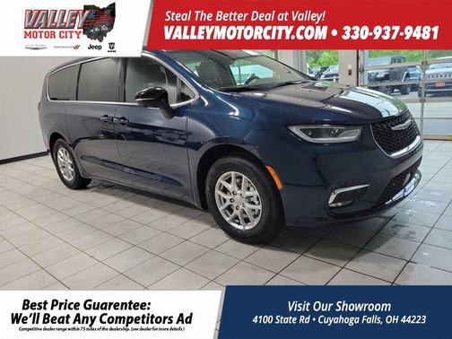 2025 Chrysler Pacifica Select