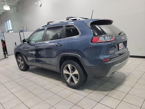 Slate Blue Pearlcoat 2020 Jeep Cherokee Limited