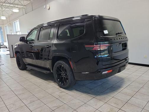 2025 Jeep Wagoneer Series II