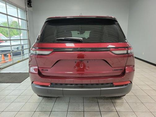 2025 Jeep Grand Cherokee Limited