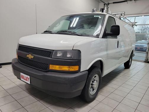 2025 Chevrolet Express 2500 Work Van