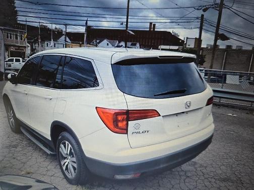 2018 Honda Pilot EX-L w/ Navigation